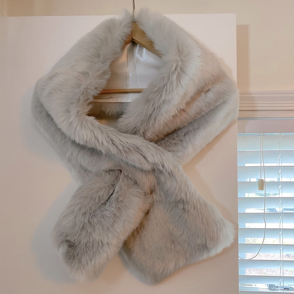 Faux Fur Grey Shall